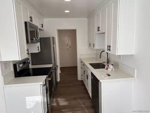 8671 Lake Murray Blvd #3, San Diego, CA 92119