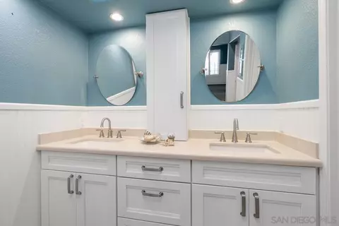 Bath - 4078 Arcadia Way, Oceanside, CA 92056 photo 1 of 5