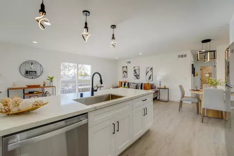 Kitchen - 9910 N Magnolia Ave, Santee, CA 92071 photo 8 of 8