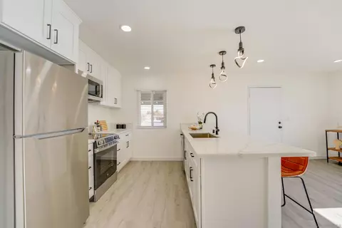 Kitchen - 9910 N Magnolia Ave, Santee, CA 92071 photo 6 of 8
