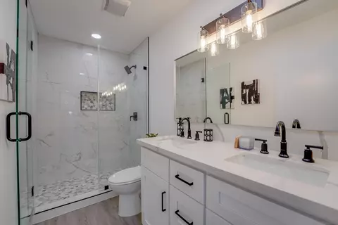Bath - 9910 N Magnolia Ave, Santee, CA 92071 photo 1 of 1