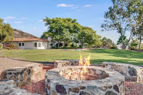 Exterior - 1420 Paint Mountain Rd, Escondido, CA 92029 photo 13 of 19
