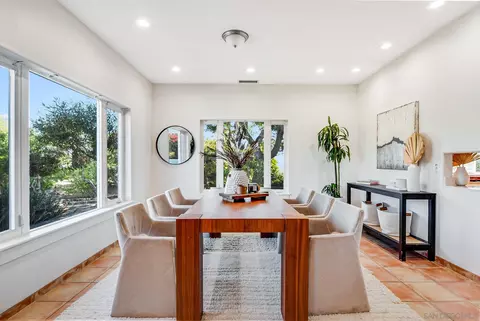 Dining - 1420 Paint Mountain Rd, Escondido, CA 92029 photo 3 of 7