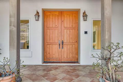 Entry Way - 1420 Paint Mountain Rd, Escondido, CA 92029 photo 1 of 6