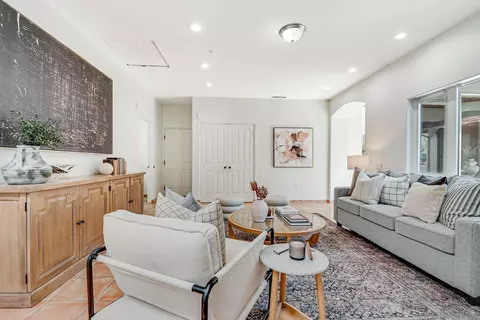 Living - 1420 Paint Mountain Rd, Escondido, CA 92029 photo 14 of 15