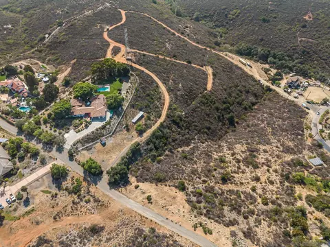 View/Area - 1420 Paint Mountain Rd, Escondido, CA 92029 photo 1 of 2