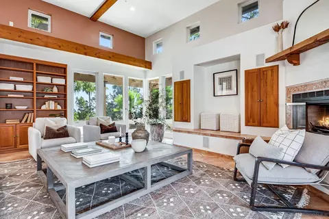 Living - 1420 Paint Mountain Rd, Escondido, CA 92029 photo 10 of 15