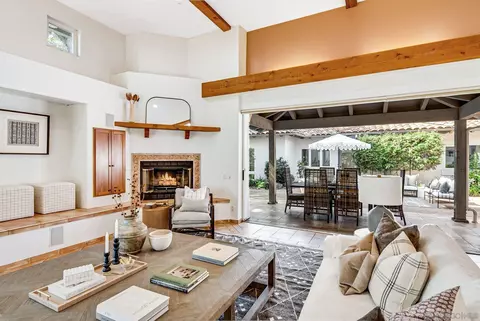 Living - 1420 Paint Mountain Rd, Escondido, CA 92029 photo 13 of 15