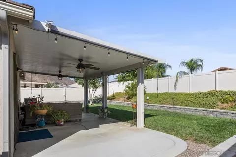 33382 Hitching Post Dr, Winchester, CA 92596 photo 12