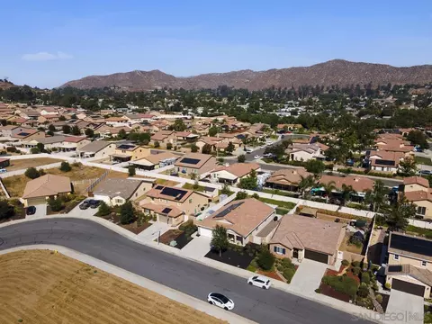 33382 Hitching Post Dr, Winchester, CA 92596 photo 42