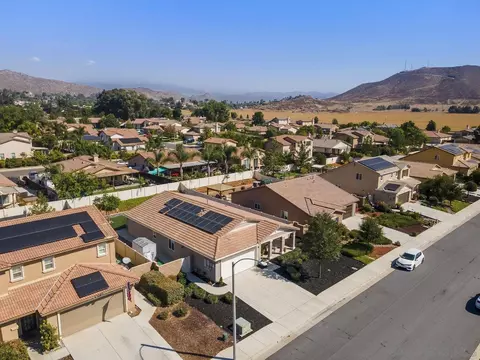 33382 Hitching Post Dr, Winchester, CA 92596 photo 38