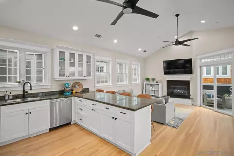 Kitchen - 815 G Ave, Coronado, CA 92118 photo 3 of 5