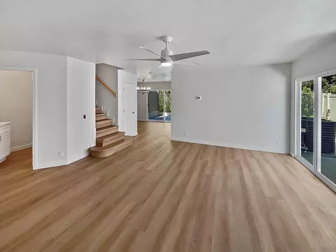 Living - 4228 Esperanza Way, Oceanside, CA 92056 photo 3 of 4