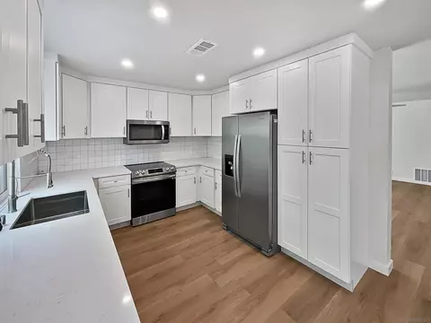Kitchen - 4228 Esperanza Way, Oceanside, CA 92056 photo 1 of 2