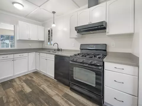 Kitchen - 12745 Julian Ave, Lakeside, CA 92040 photo 3 of 3