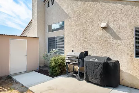 Exterior - 4890 Lake Park Pl, Fallbrook, CA 92028 photo 8 of 12