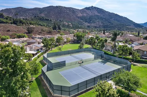 View/Area - 4890 Lake Park Pl, Fallbrook, CA 92028 photo 1 of 1