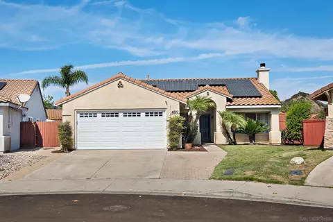 4890 Lake Park Pl, Fallbrook, CA 92028
