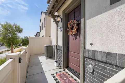 Exterior - 32759 Brunello Way, Temecula, CA 92591 photo 3 of 6