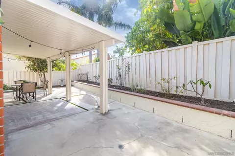Exterior - 3520 N Sundown Ln, Oceanside, CA 92056 photo 4 of 11
