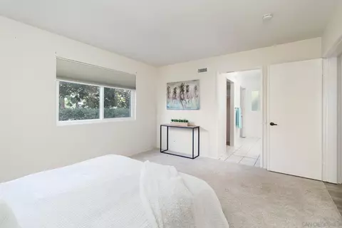 Bedroom - 3520 N Sundown Ln, Oceanside, CA 92056 photo 4 of 5