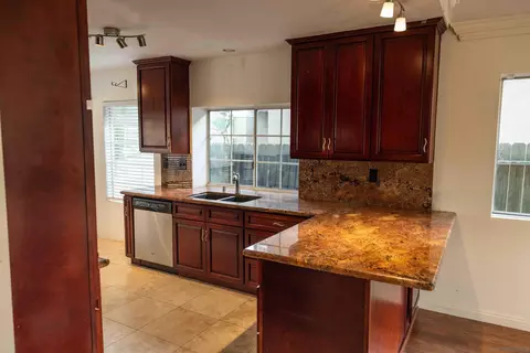 Kitchen - 5384 Gooseberry Way, Oceanside, CA 92057 photo 1 of 2