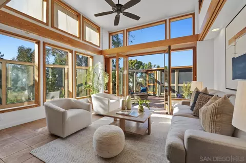 906 Hayes Ave, San Diego, CA 92103