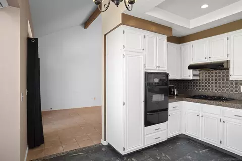 27534 Jon Christian Pl, Temecula, CA 92591 photo 13