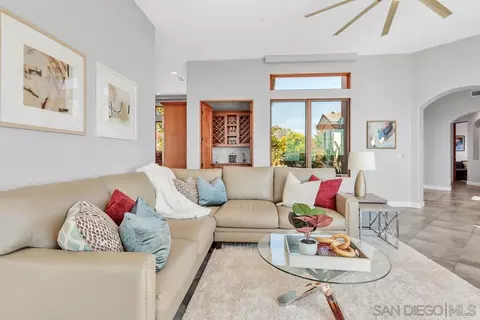 Living - 14868 High Valley Rd, Poway, CA 92064 photo 4 of 4