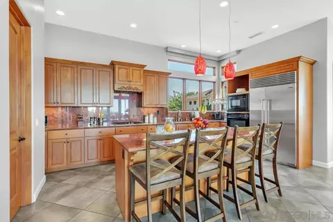 Kitchen - 14868 High Valley Rd, Poway, CA 92064 photo 2 of 5