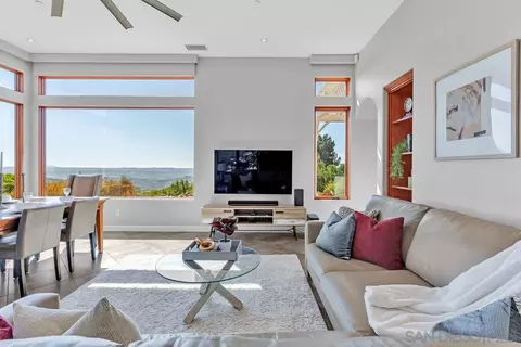 Living - 14868 High Valley Rd, Poway, CA 92064 photo 2 of 4