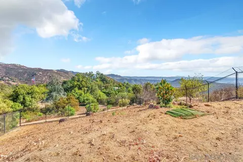 Exterior - 14868 High Valley Rd, Poway, CA 92064 photo 16 of 16