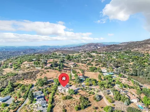 View/Area - 14868 High Valley Rd, Poway, CA 92064 photo 5 of 9