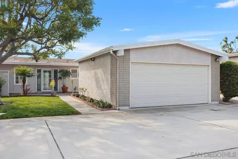 3825 Paprika Way, Oceanside, CA 92057