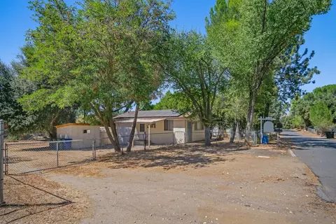 Exterior - 2514 Gladiola Dr, Campo, CA 91906 photo 7 of 7