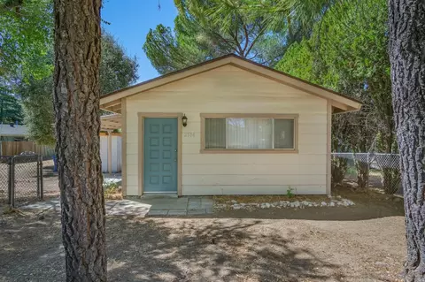 Exterior - 2514 Gladiola Dr, Campo, CA 91906 photo 1 of 7