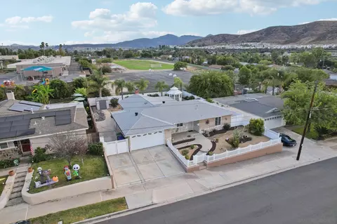 View/Area - 9217 Fenway Rd, Santee, CA 92071 photo 4 of 23