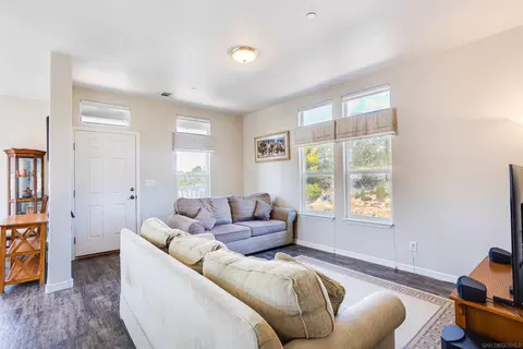 3324 Hillside Ln, Fallbrook, CA 92028 photo 5