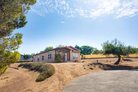 3324 Hillside Ln, Fallbrook, CA 92028 photo 2