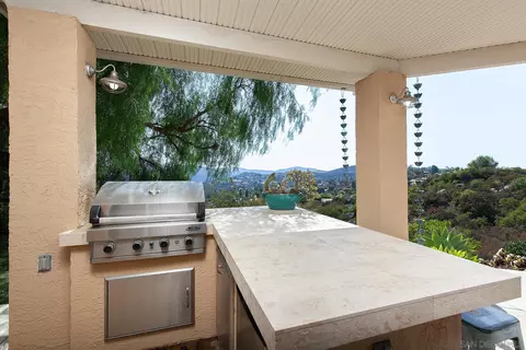 Kitchen - 2235 Camino Del Vecino, Alpine, CA 91901 photo 5 of 5