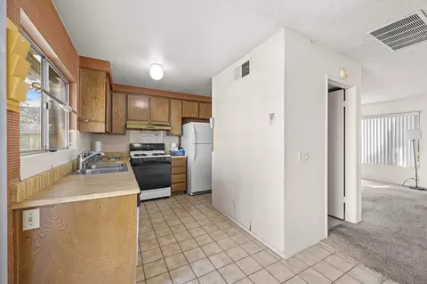 3684 Cliff Way, Oceanside, CA 92056 photo 10