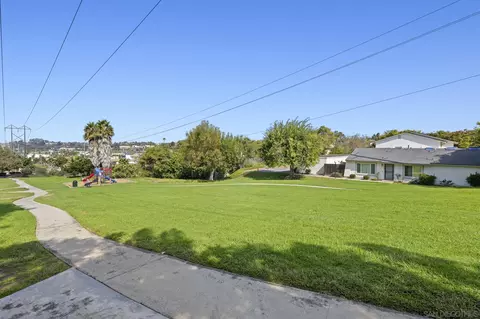 3684 Cliff Way, Oceanside, CA 92056 photo 25