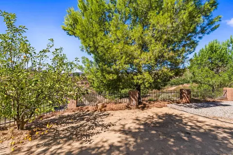 24713 El Sebo Pl, Ramona, CA 92065 photo 38