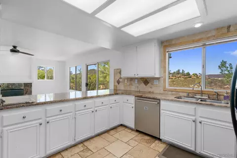24713 El Sebo Pl, Ramona, CA 92065 photo 10