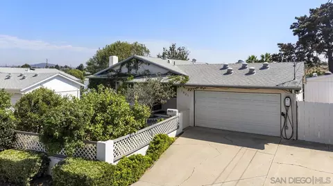 1621 Dartmoor Dr, Lemon Grove, CA 91945
