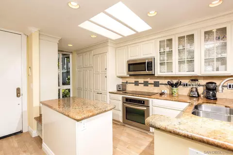 999 N Pacific St #E16, Oceanside, CA 92054 photo 16