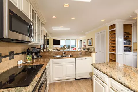 999 N Pacific St #E16, Oceanside, CA 92054 photo 6