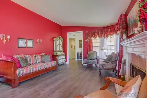 Living - 2231 Creekview Ln, Fallbrook, CA 92028 photo 3 of 5