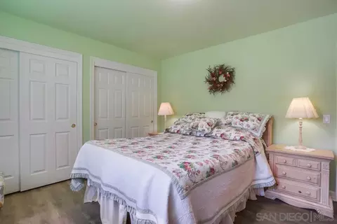 Bedroom - 2231 Creekview Ln, Fallbrook, CA 92028 photo 9 of 12