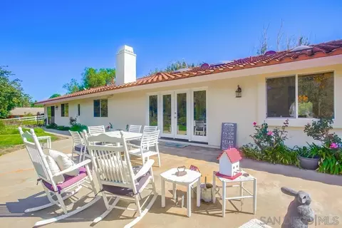 Exterior - 2231 Creekview Ln, Fallbrook, CA 92028 photo 7 of 17